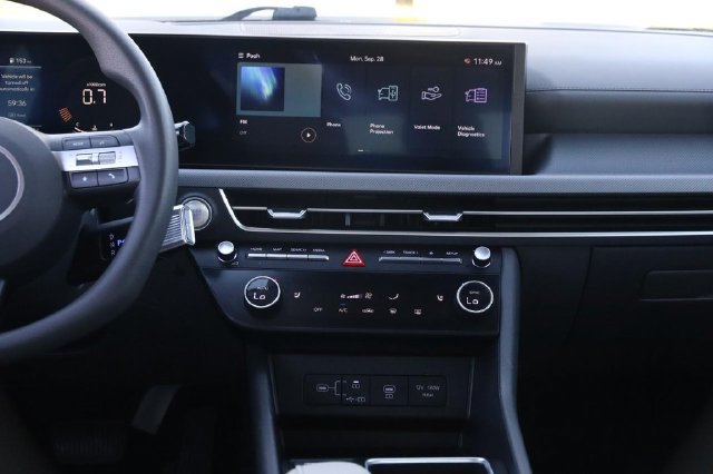 Used 2025 Hyundai Sonata SEL FWD image 24