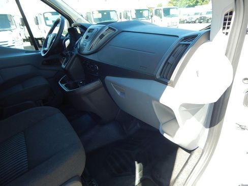 Used 2016 Ford Transit 150 130 Low Roof RWD image 20