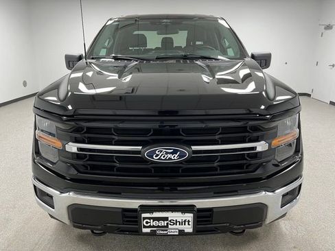 Used 2025 Ford F150 XLT AWD/4WD image 3