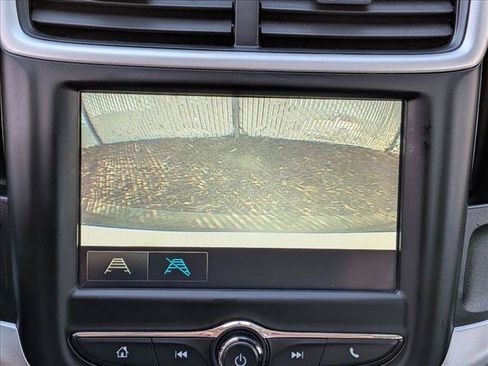 Used 2017 Chevrolet Sonic LT FWD image 13