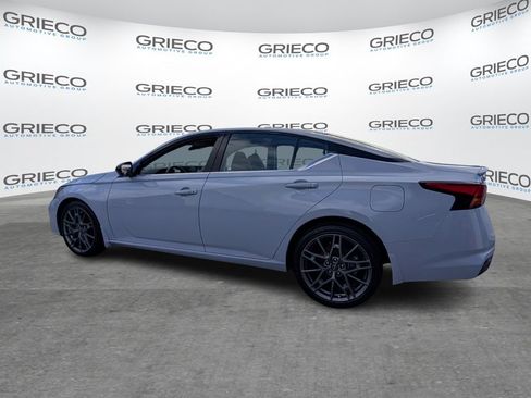 Used 2023 Nissan Altima 2.0 SR image 5