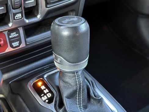 Used 2021 Jeep Wrangler Unlimited Rubicon image 34