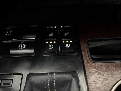 Used 2020 Lexus RX 350L Premium w/ Premium Package AWD/4WD image 43