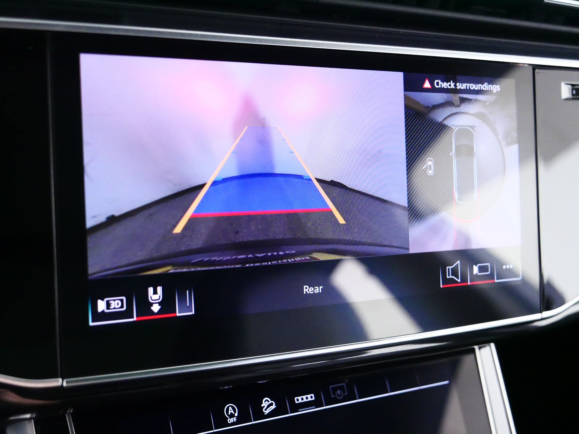 Certified 2025 Audi Q7 3.0T Premium Plus AWD/4WD image 32