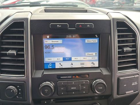 Used 2018 Ford F150 XLT w/ Equipment Group 302A Luxury AWD/4WD image 12