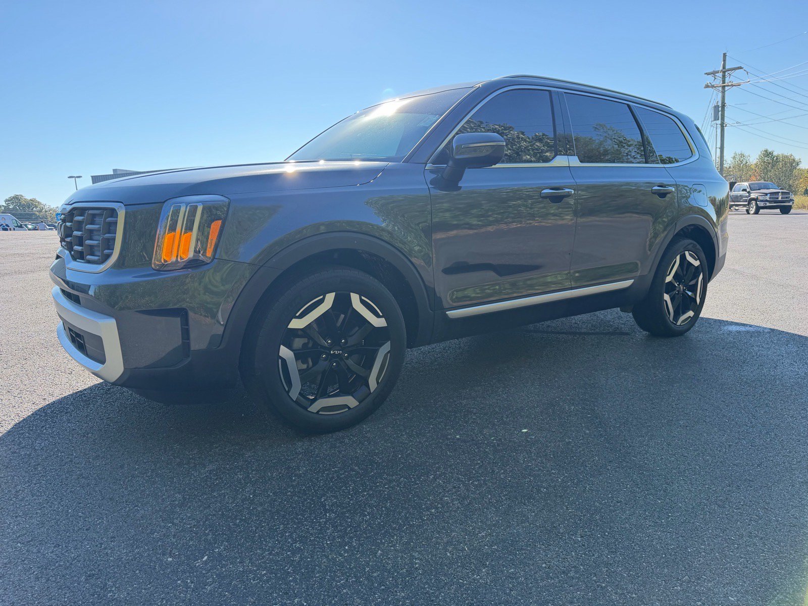 Used 2024 Kia Telluride S w/ S Sunroof Package AWD/4WD image 7