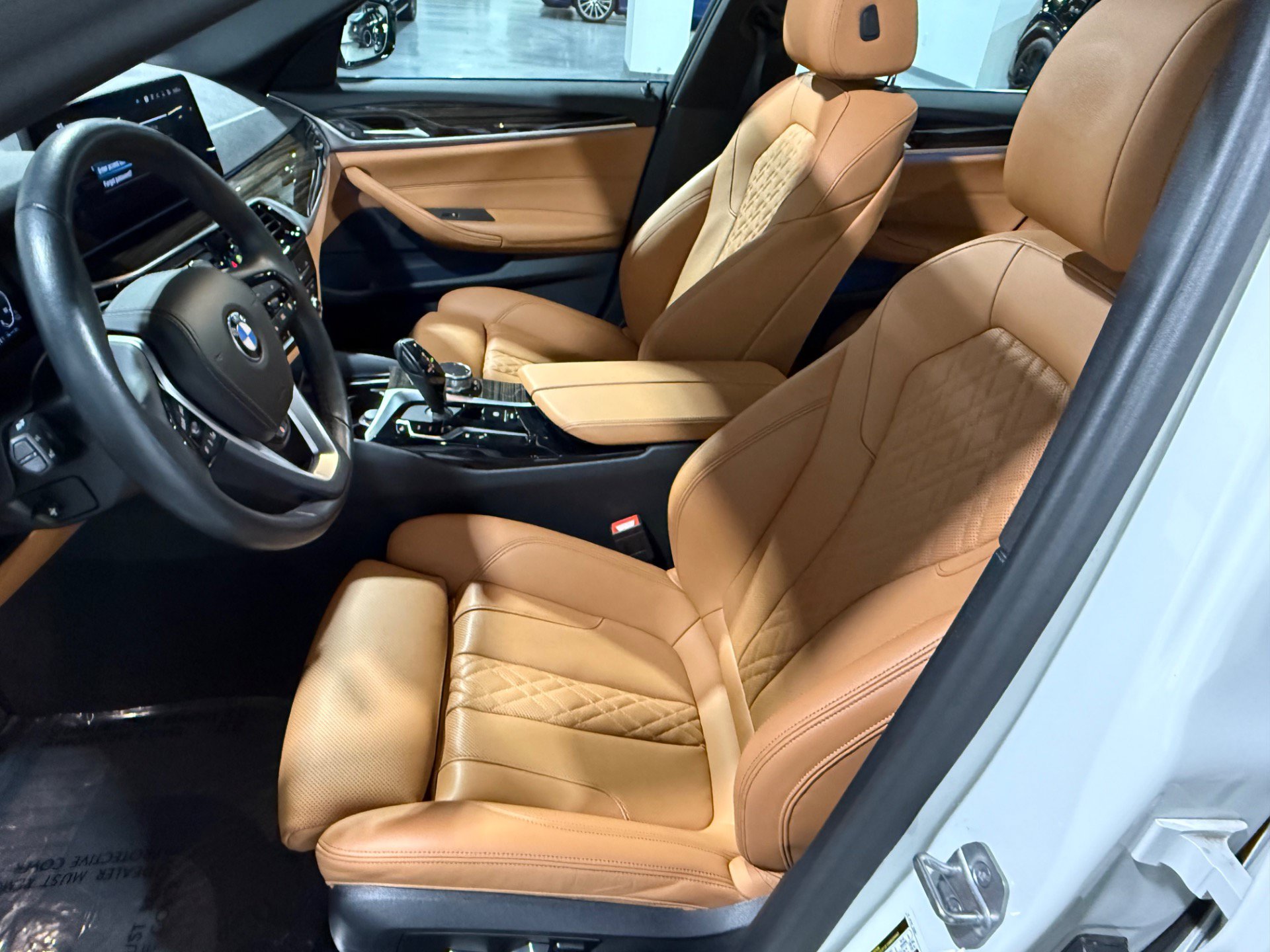 Used 2023 BMW 530e xDrive w/ Convenience Package AWD/4WD image 24