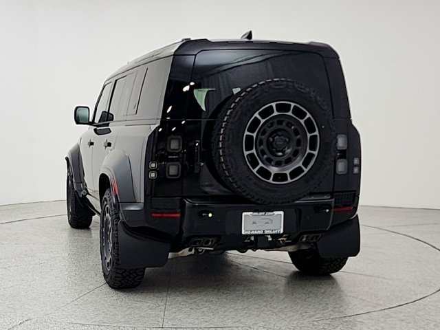New 2026 Land Rover Defender 110 OCTA AWD/4WD image 6
