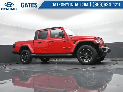 Used 2021 Jeep Gladiator Overland w/ Popular Equipment Package AWD/4WD image 38