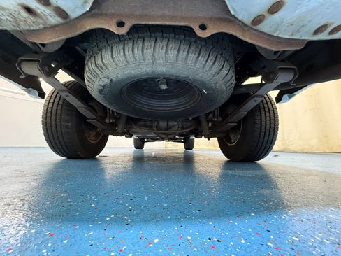 Used 1999 Ford Explorer 4WD 4-Door image 45