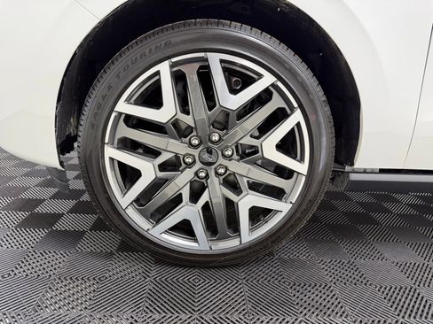 New 2026 Ford Expedition Platinum AWD/4WD image 12