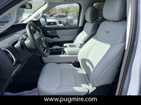 New 2026 Ford Expedition Max Platinum w/ Driver's Package image 9