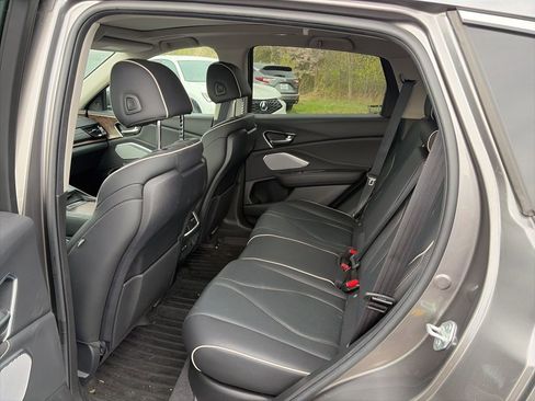 Used 2023 Acura RDX AWD w/ Advance Package image 16