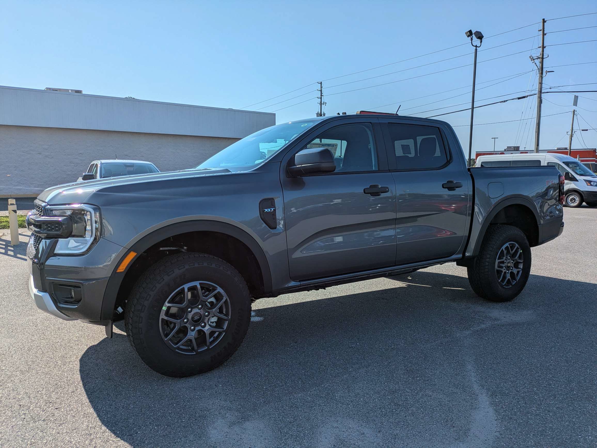New 2026 Ford Ranger XLT w/ Equipment Group 301A High AWD/4WD image 8