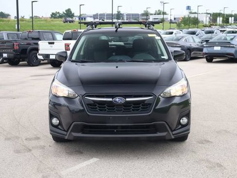 Used 2018 Subaru Crosstrek 2.0i Premium AWD/4WD image 2