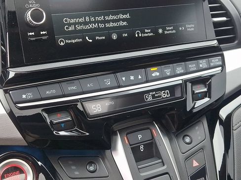 Used 2026 Honda Odyssey Touring image 16