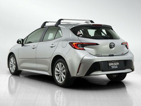 Used 2024 Toyota Corolla SE w/ SE Package image 3