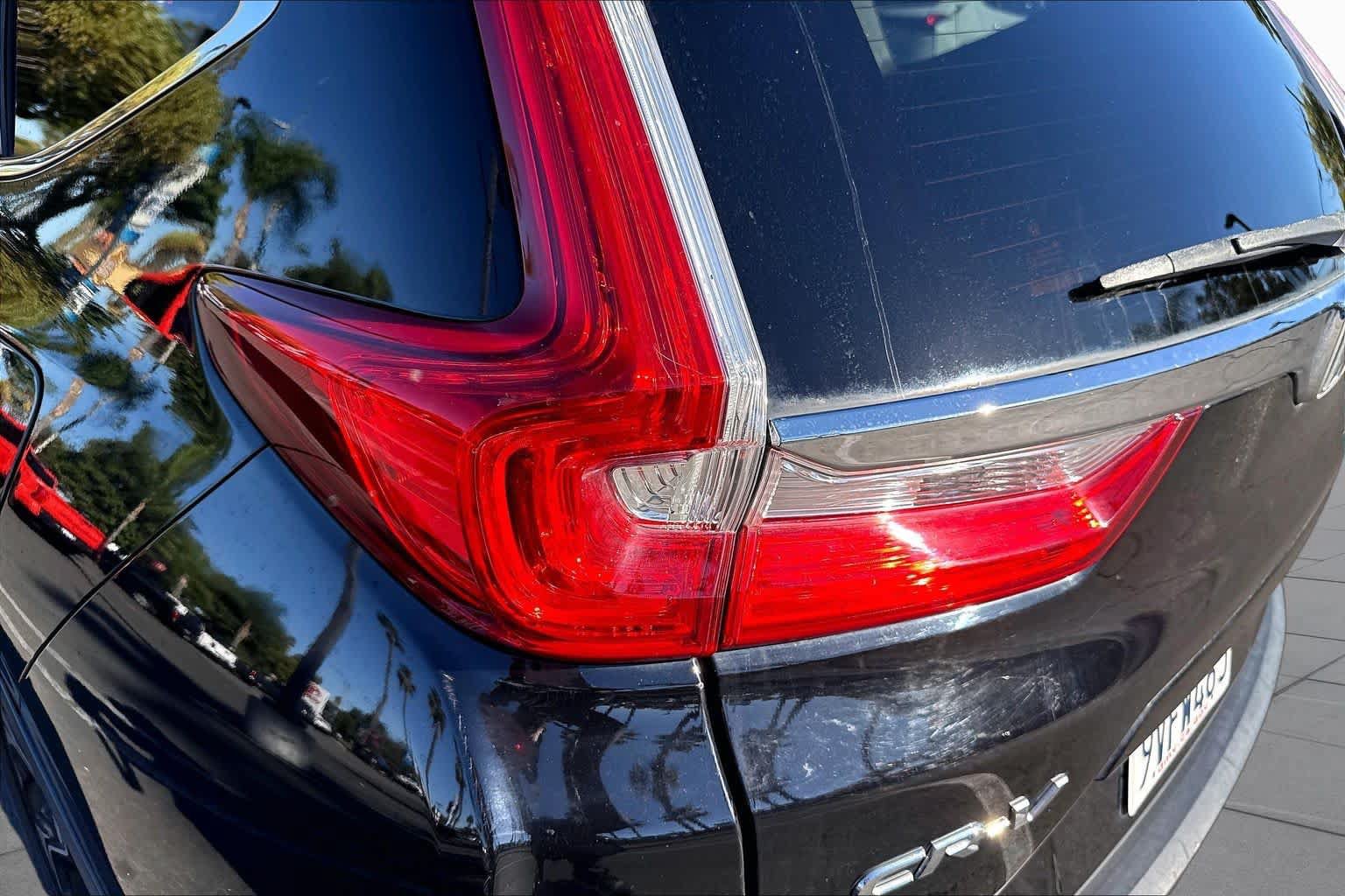Used 2017 Honda CR-V Touring image 28