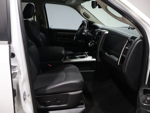 Used 2017 RAM 1500 Sport image 22
