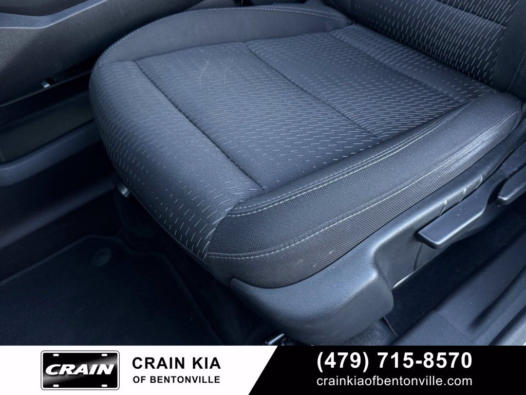 Used 2025 Chevrolet Equinox LT AWD/4WD image 23