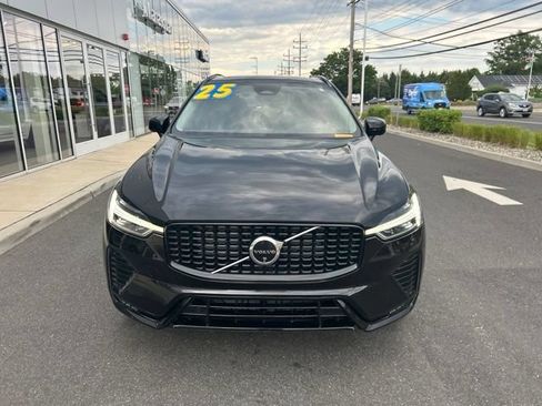Certified 2025 Volvo XC60 B5 Plus AWD/4WD image 7