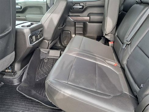 Used 2022 Chevrolet Silverado 1500 LTZ w/ Z71 Off-Road Package image 12