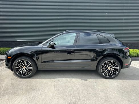 Certified 2026 Porsche Macan Turbo AWD/4WD image 2