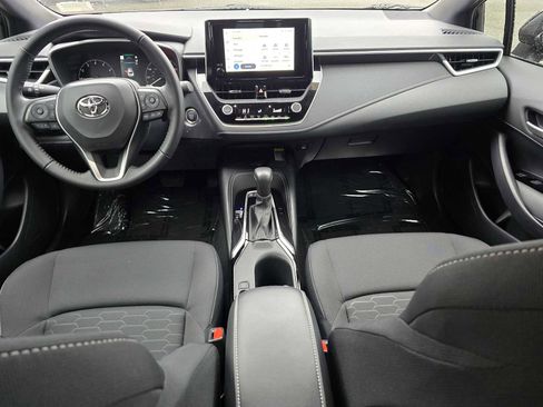 Used 2025 Toyota Corolla SE image 19