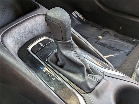 Used 2025 Toyota Corolla LE FWD image 12