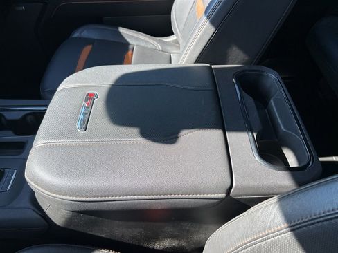 Used 2024 GMC Sierra 2500 AT4 w/ AT4 Premium Plus Package image 44