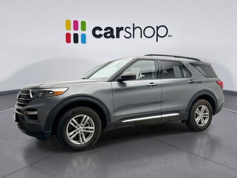 Used 2022 Ford Explorer XLT w/ Equipment Group 202A AWD/4WD image 1