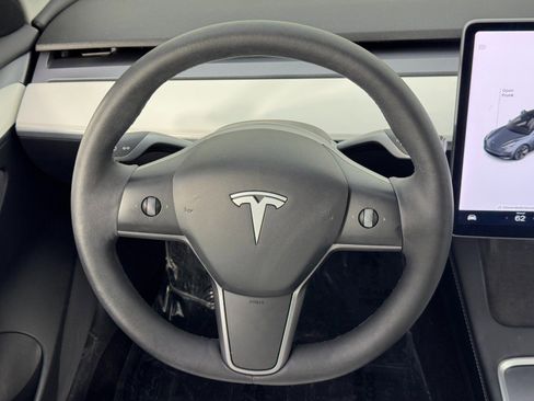 Used 2022 Tesla Model 3 image 18