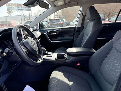 Used 2024 Toyota RAV4 XLE image 22