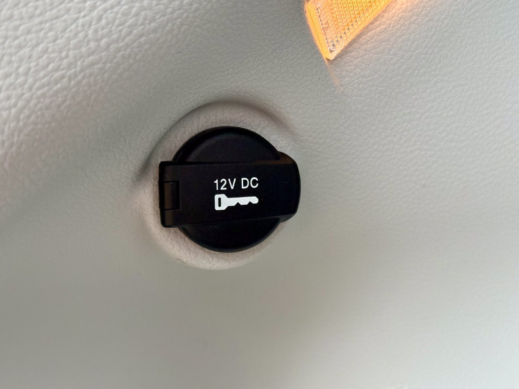 Used 2020 Jeep Compass Limited AWD/4WD image 17