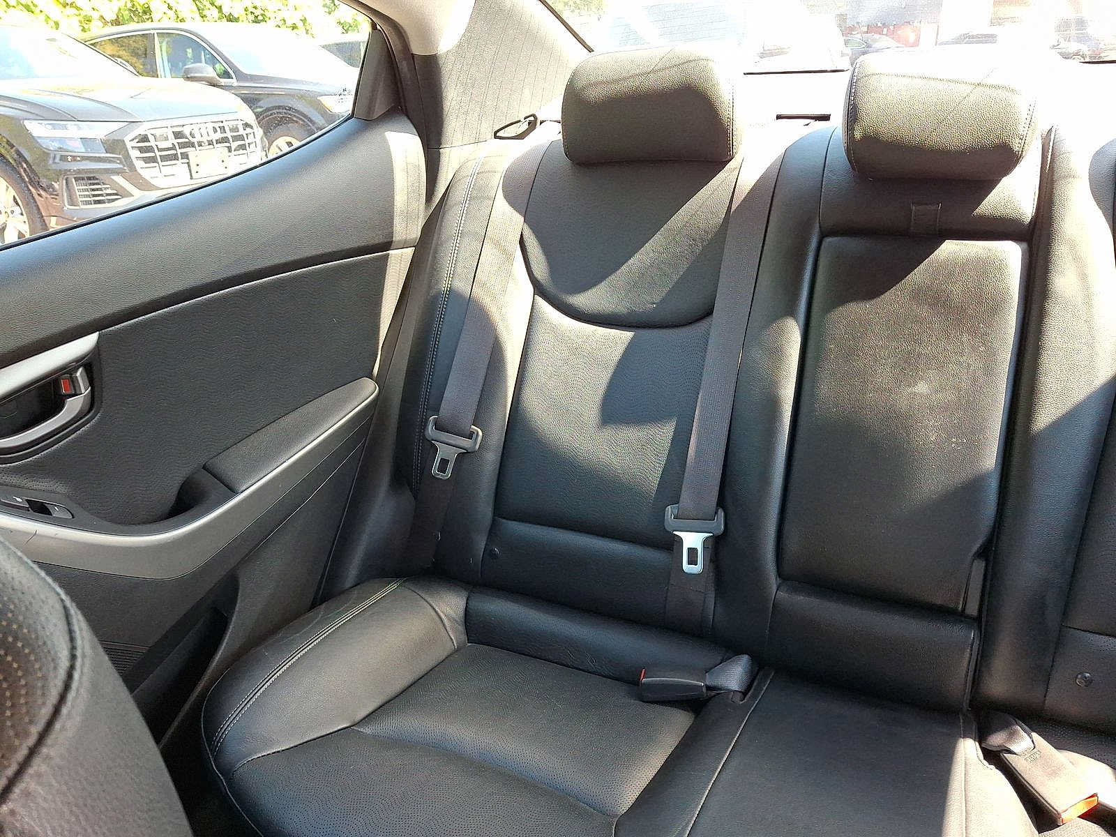 Used 2012 Hyundai Elantra Limited FWD image 12