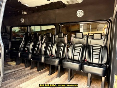 Used 2015 Mercedes-Benz Sprinter 3500 image 22