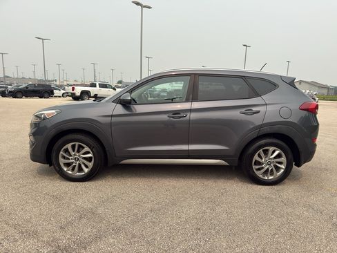 Used 2017 Hyundai Tucson SE w/ SE Popular Package 02 AWD/4WD image 6