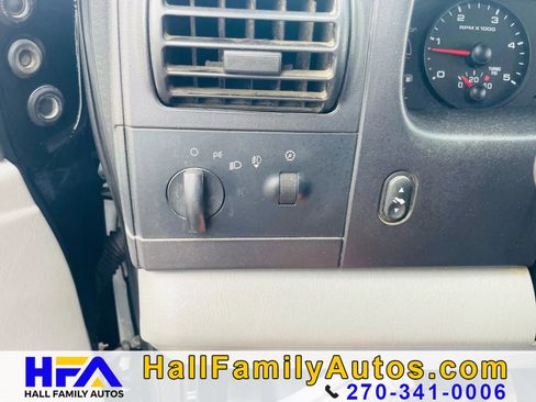 Used 2005 Ford F250 XLT image 21