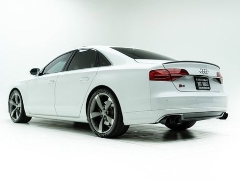 Used 2016 Audi S8 w/ Driver Assistance Package image 18