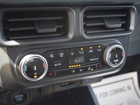 Used 2024 Ford Maverick Lariat w/ Black Appearance Package AWD/4WD image 34