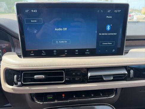 Used 2023 Lincoln Nautilus Reserve w/ Equipment Group 201A AWD/4WD image 12