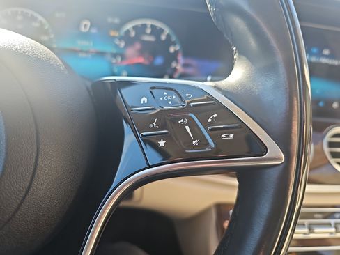 Certified 2022 Mercedes-Benz E 450 4MATIC Sedan image 19