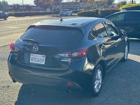 Used 2014 MAZDA MAZDA3 i Touring image 4