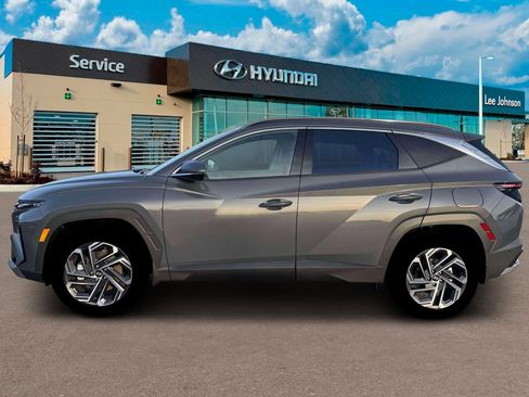 New 2026 Hyundai Tucson Limited AWD/4WD image 3