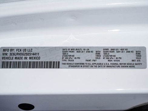 Used 2025 RAM ProMaster 2500 w/ Convenience Group image 28