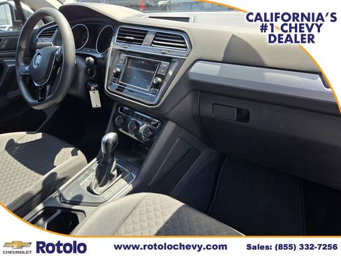 Used 2021 Volkswagen Tiguan S FWD image 9