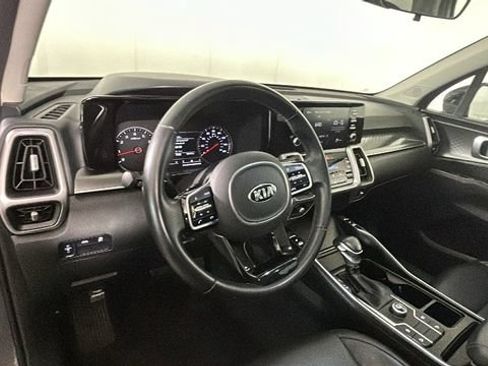 Used 2021 Kia Sorento S w/ Panoramic Sunroof Package FWD image 13