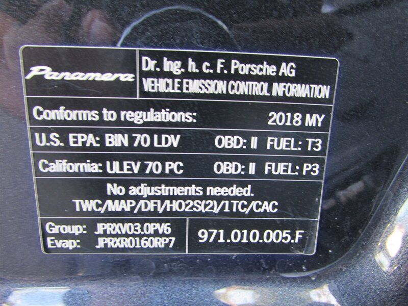 Used 2018 Porsche Panamera image 36