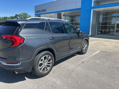 Used 2018 GMC Terrain SLT w/ Preferred Package FWD image 5