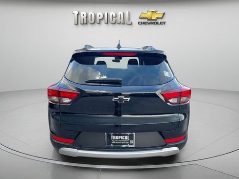 New 2026 Chevrolet TrailBlazer LT w/ Midnight Edition FWD image 4